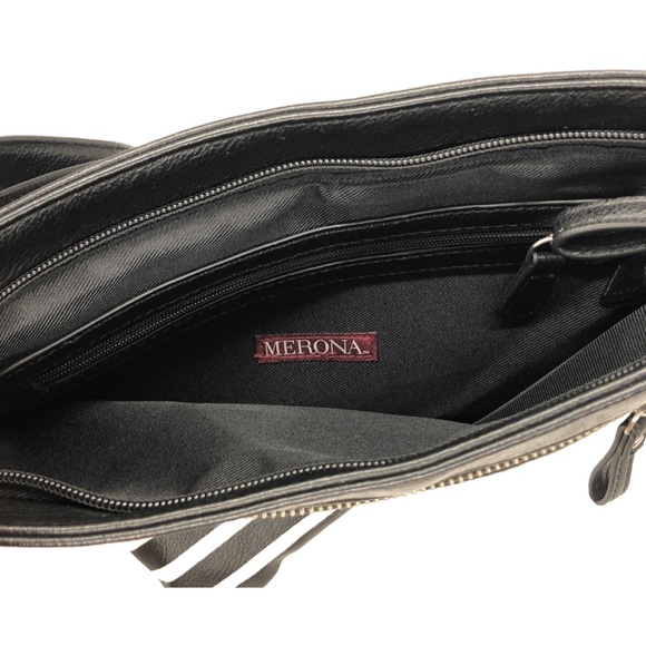 ⭐️Classy Designer B&W Purse - Picture 2 of 3